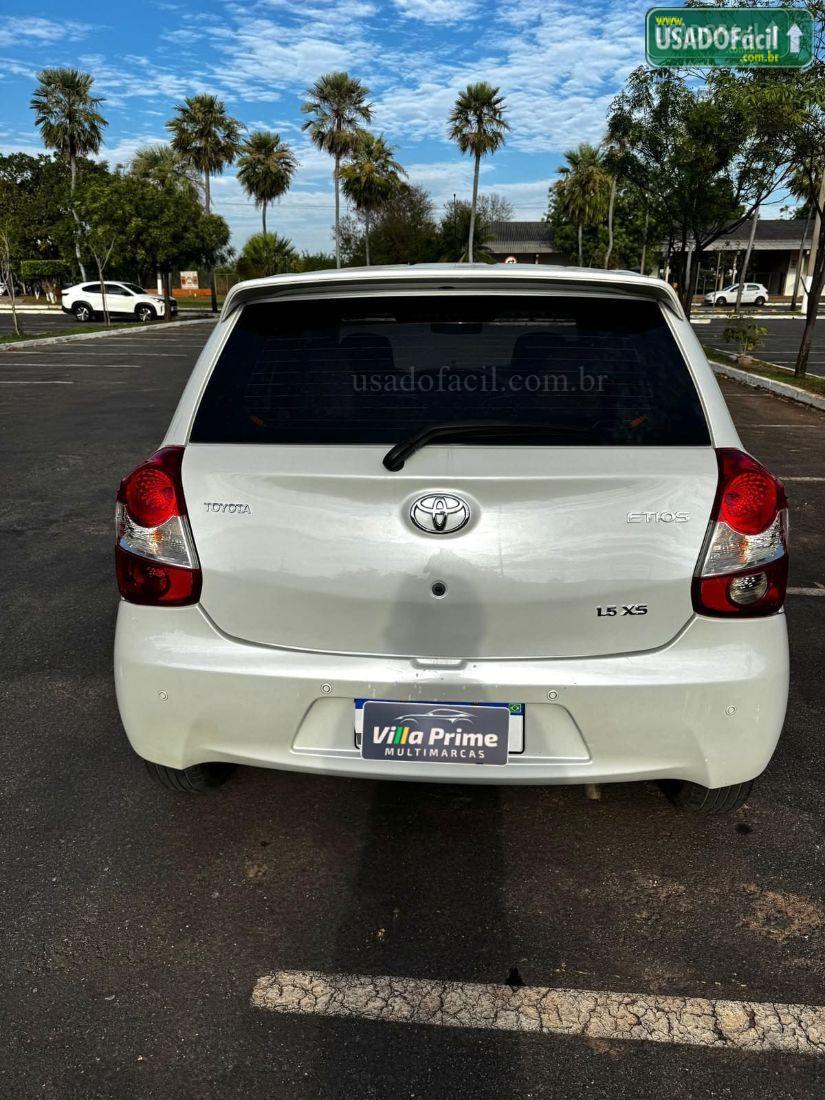 TOYOTA Etios Hatch XS 1.5 Mecânico Flex 2016/2016 — foto 6 de 8