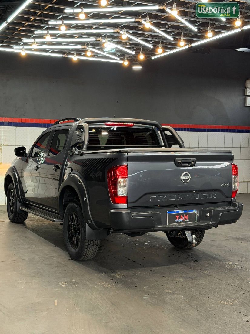Nissan Frontier Attack CD 2.3 4x4 Bi-Turbo Automático Diesel 2024/2025 — foto 4 de 18