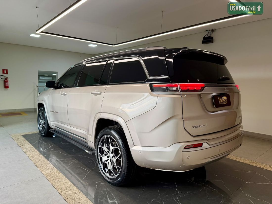 Jeep Commander Overland TD380 2.0 4x4 Automático Diesel 2022/2022 — foto 4 de 13