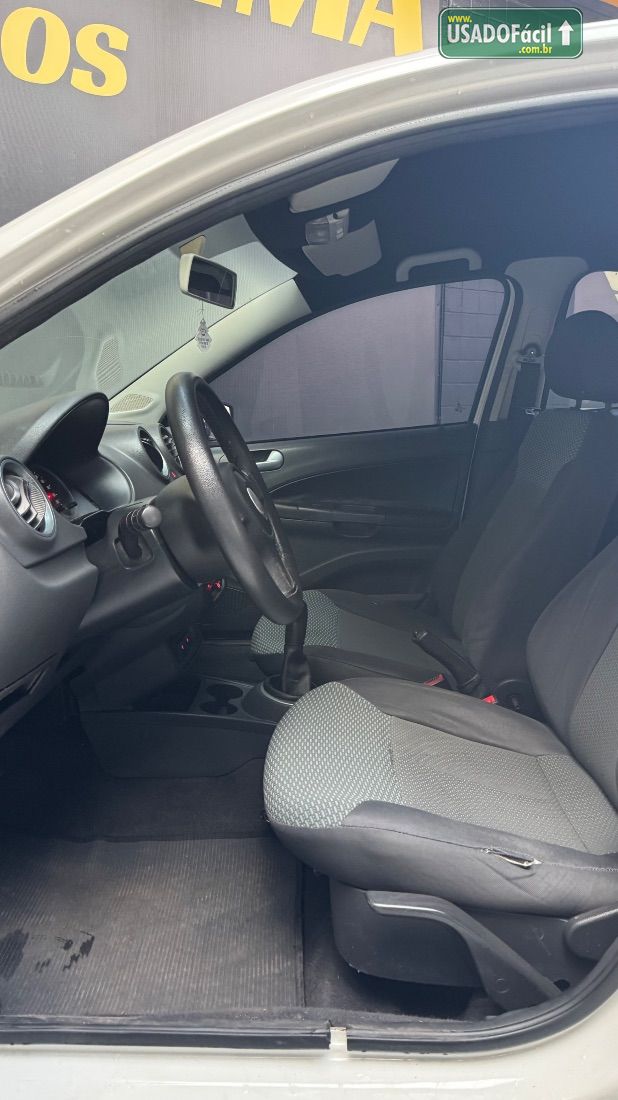 Volkswagen Gol 1.0 Mi 4P Total Flex 2011/2012 — foto 6 de 8
