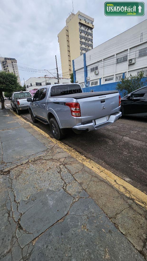 MITSUBISHI L200 Triton Sport GLS CD 2.4 Mecânico Diesel 2017/2018 — foto 10 de 10