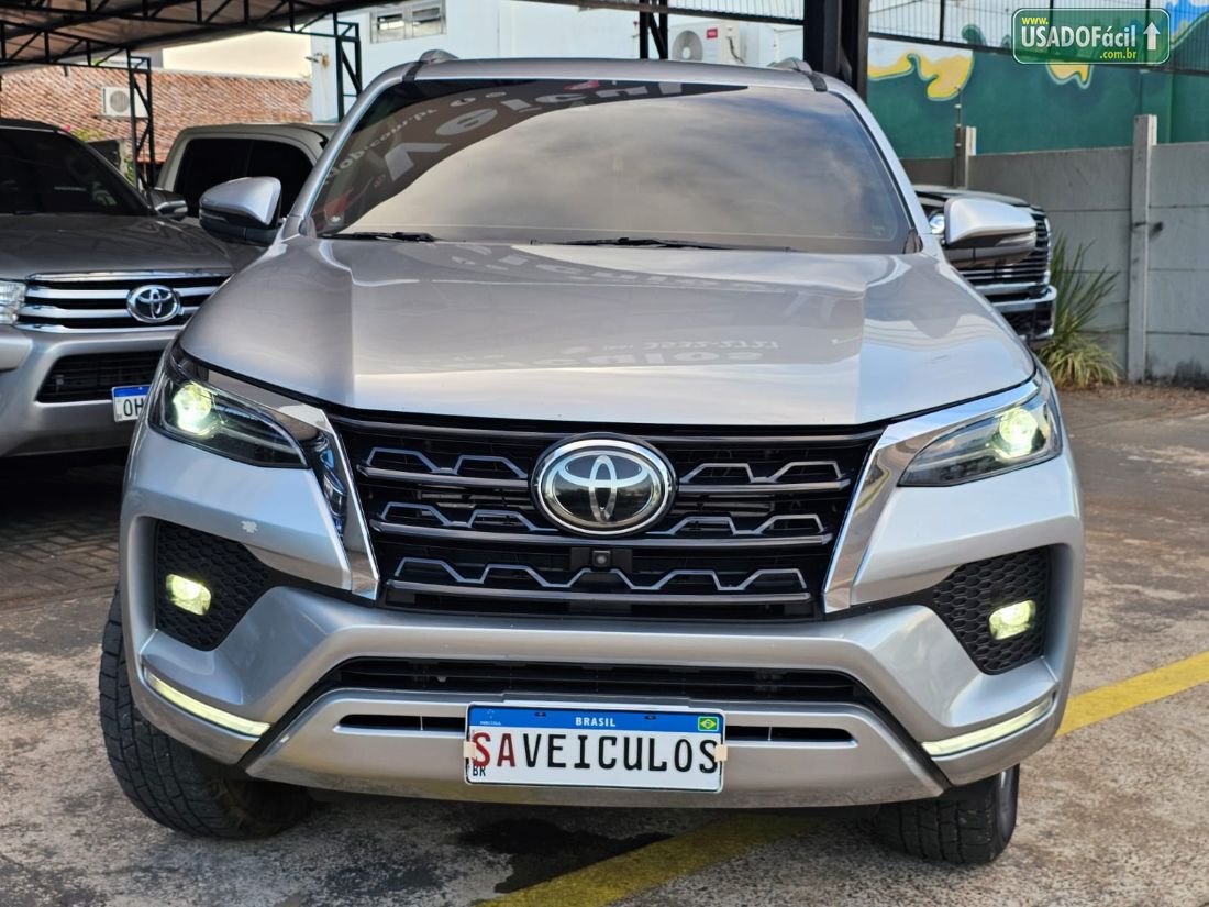 Toyota Hilux SW4 SRX 2.8 4x4 TDI Automático Diesel 2021/2022 — foto 3 de 15