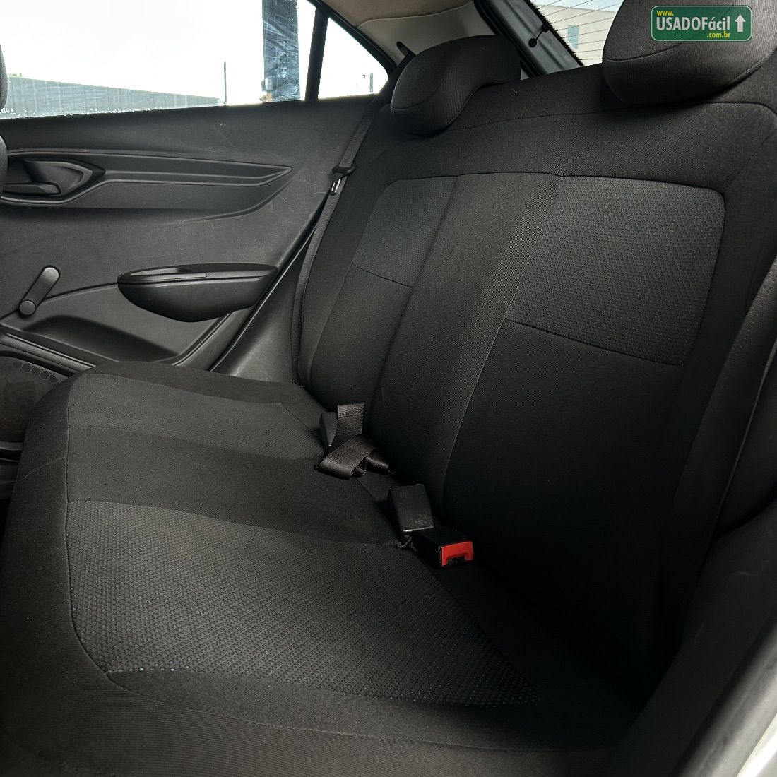 CHEVROLET/GM Onix Joy Hatch 1.0 Mecânico Flex 2017/2018 — foto 9 de 10