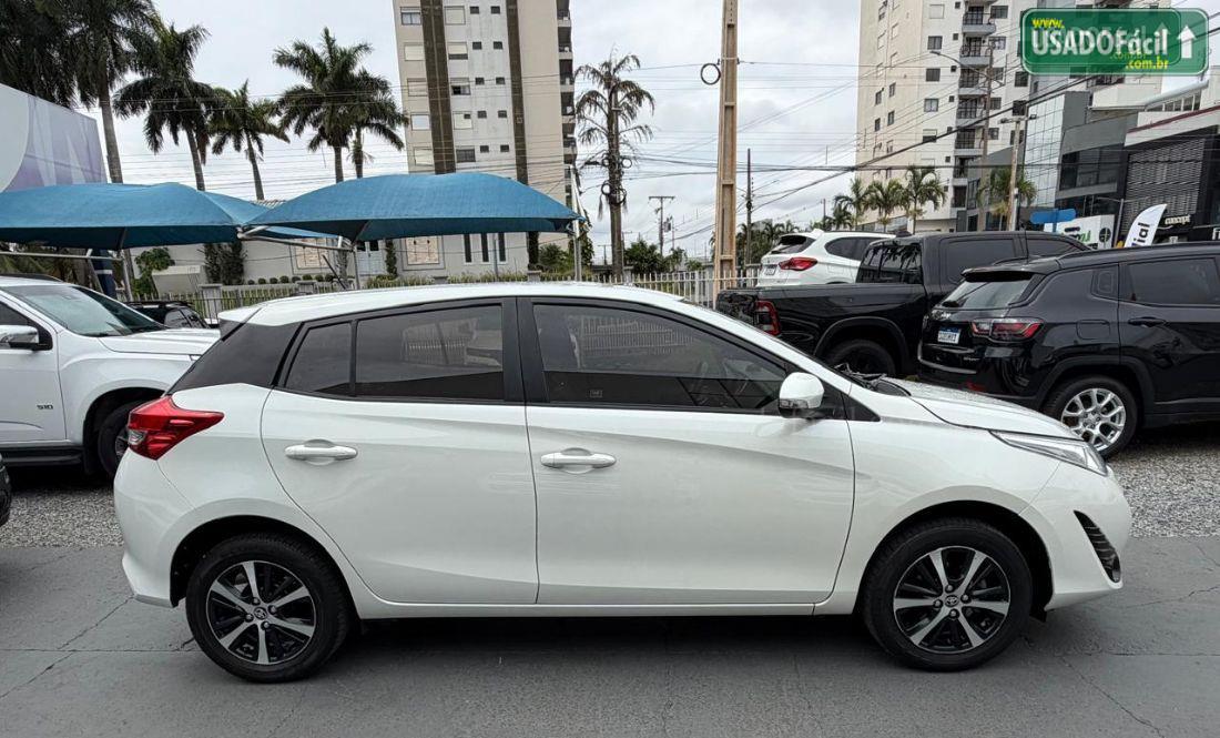 TOYOTA Yaris Hatch XS 1.5 Automático Flex 2018/2019 — foto 7 de 10