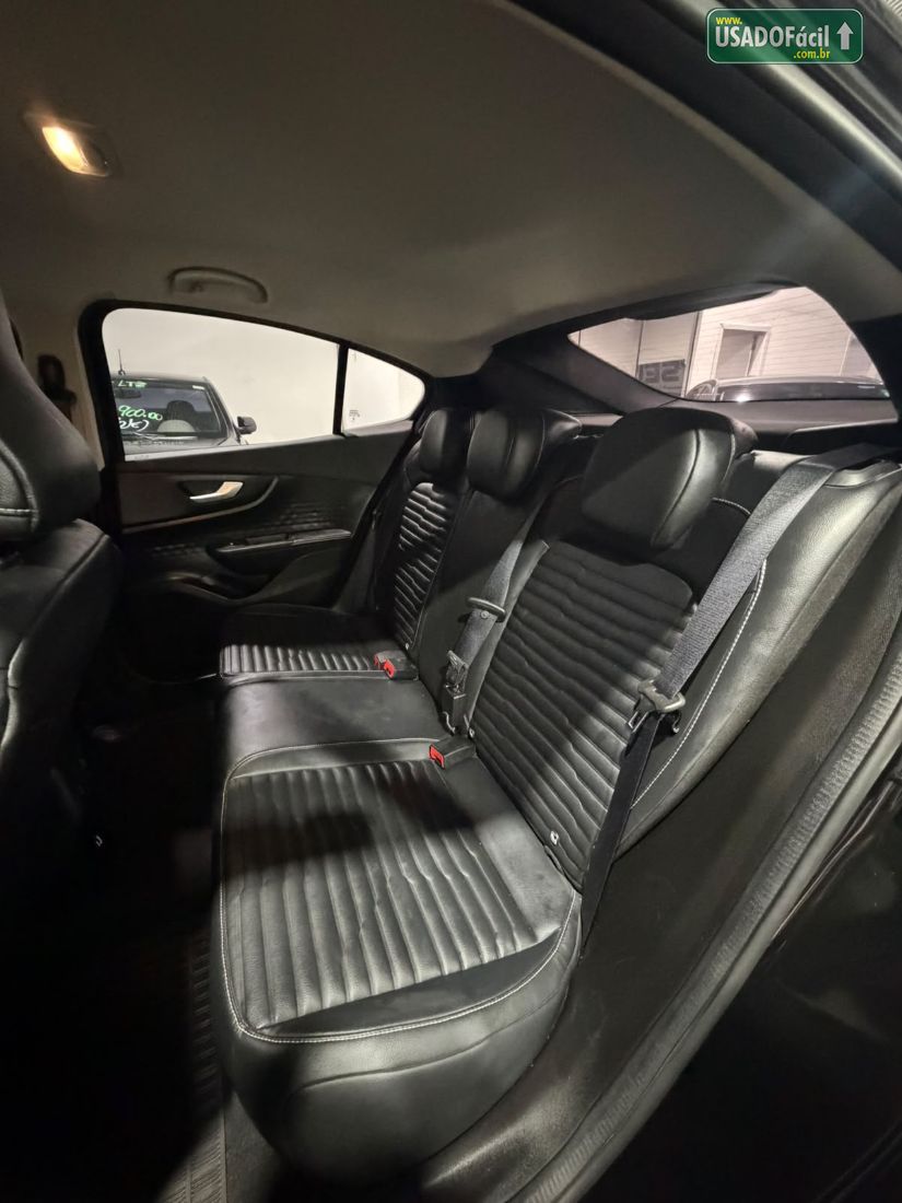 Fiat Fastback Audace 1.0 200 Turbo Automático 2023/2024 — foto 5 de 8