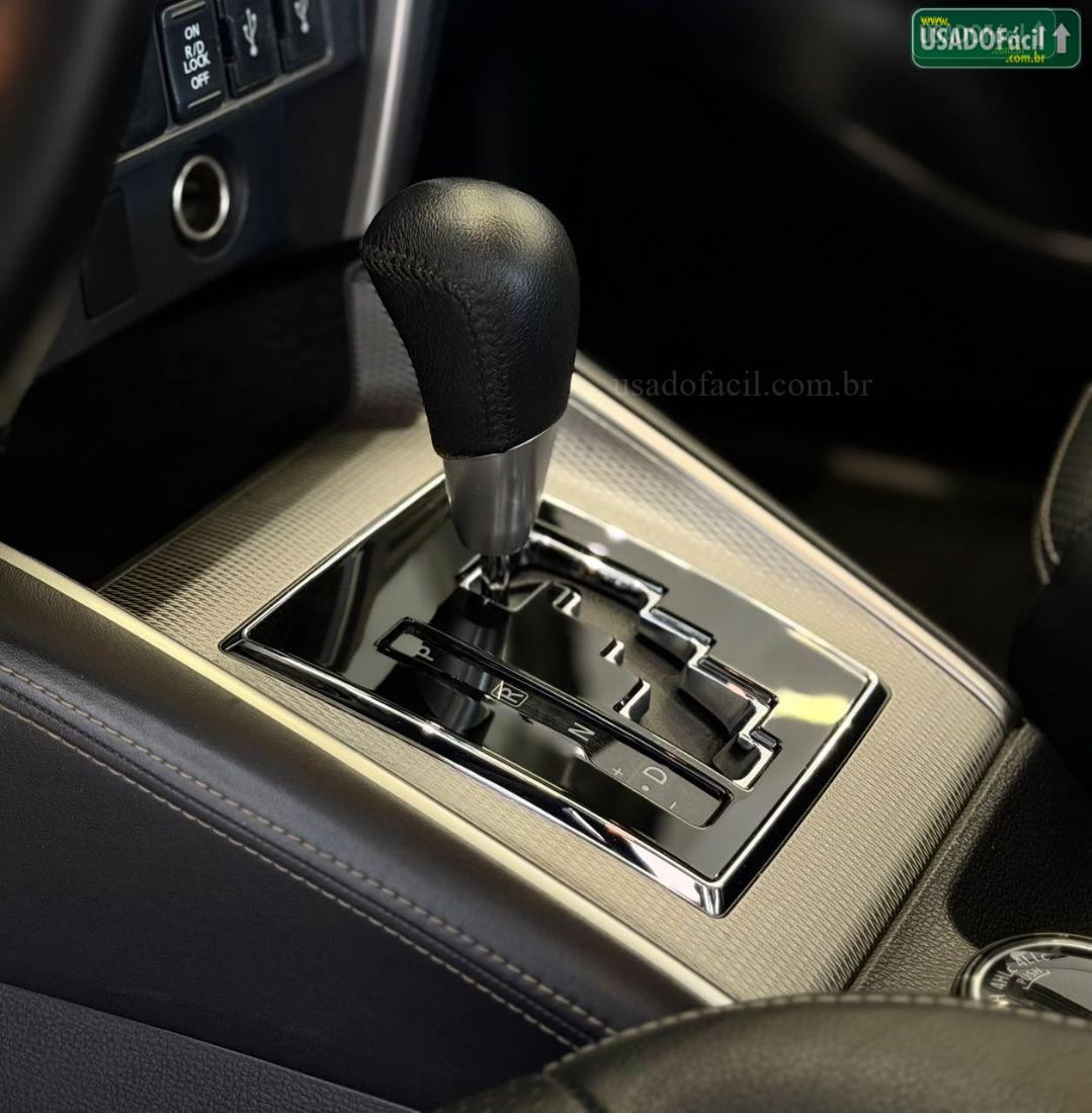 MITSUBISHI L200 Triton Sport HPE-S CD 2.4 Automático Diesel 2022/2023 — foto 13 de 17