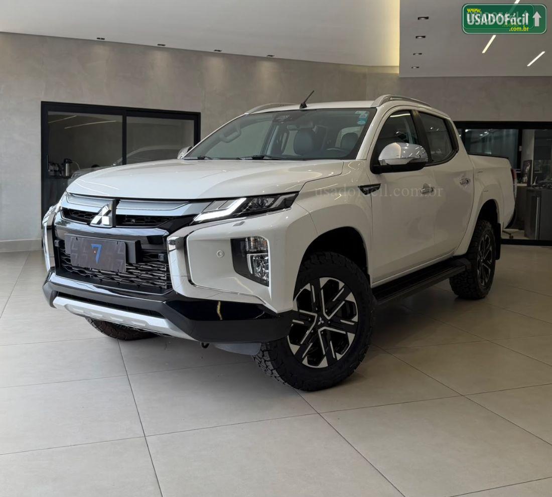 MITSUBISHI L200 Triton Sport HPE-S CD 2.4 Automático Diesel 2022/2023 — foto 3 de 17