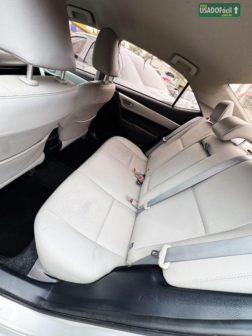 Toyota Corolla GLi Upper 1.8 Automático Flex 2017/2018 — foto 7 de 9