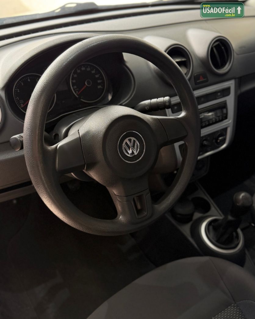 Volkswagen Voyage City 1.0 Mi Total Flex 2016/2016 — foto 10 de 13