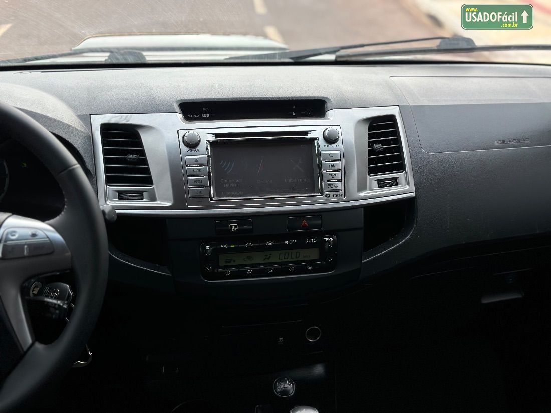 Toyota Hilux SRV CD D4-D 3.0 4x4 TDI Automático Diesel 2014/2015 — foto 10 de 15