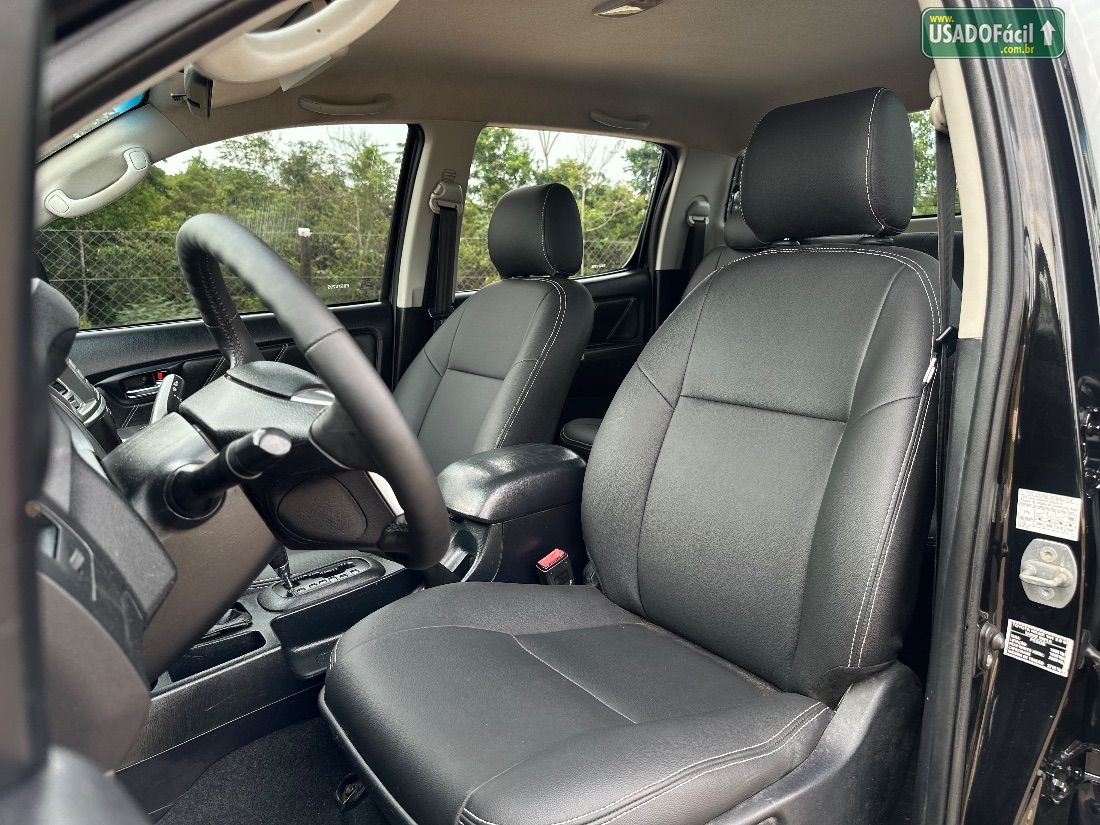 Toyota Hilux SRV CD D4-D 3.0 4x4 TDI Automático Diesel 2014/2015 — foto 14 de 15