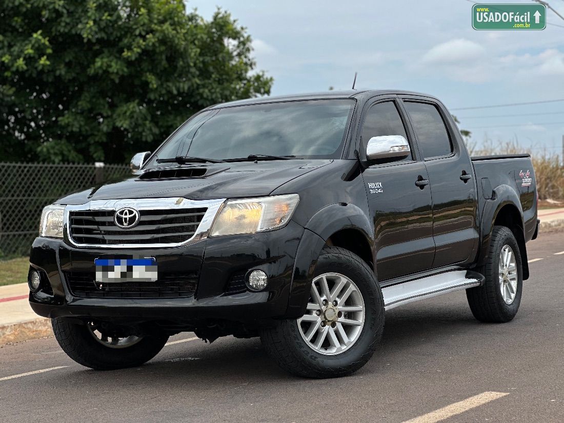 Toyota Hilux SRV CD D4-D 3.0 4x4 TDI Automático Diesel 2014/2015 — foto 2 de 15