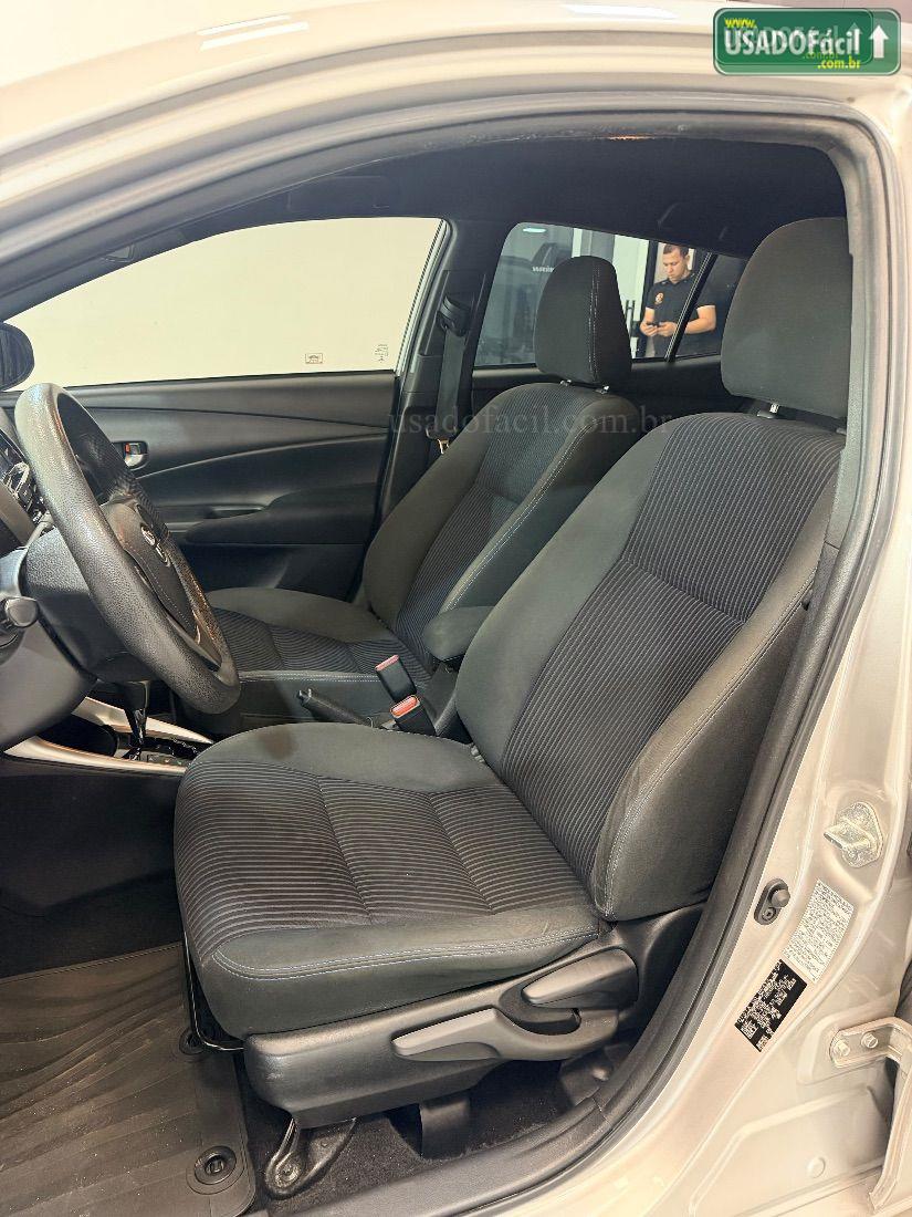 TOYOTA Yaris Hatch XL Plus Tech 1.3 Automático Flex 2019/2020 — foto 13 de 18