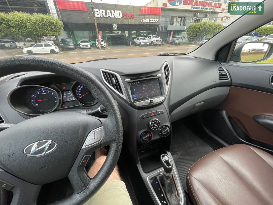 Hyundai HB20S Sedan Comfort Plus 1.6 Automático Flex 2016/2017 — foto 10 de 10