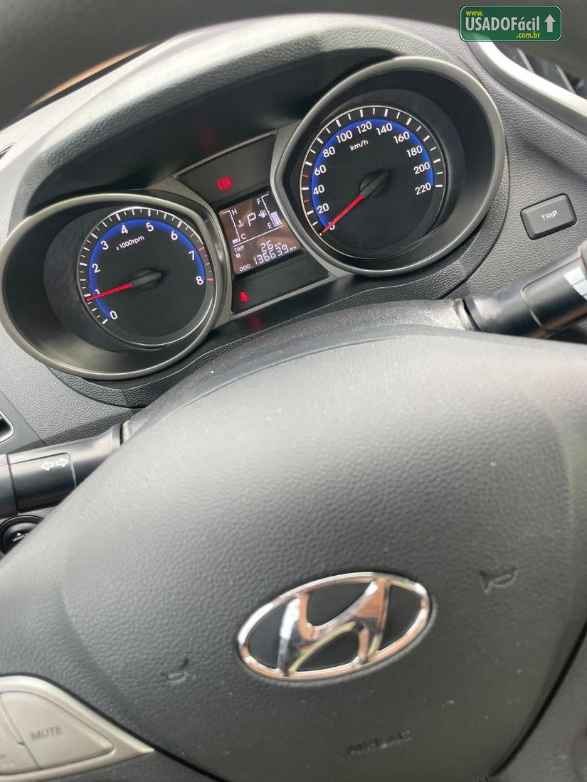 Hyundai HB20S Sedan Comfort Plus 1.6 Automático Flex 2016/2017 — foto 9 de 10