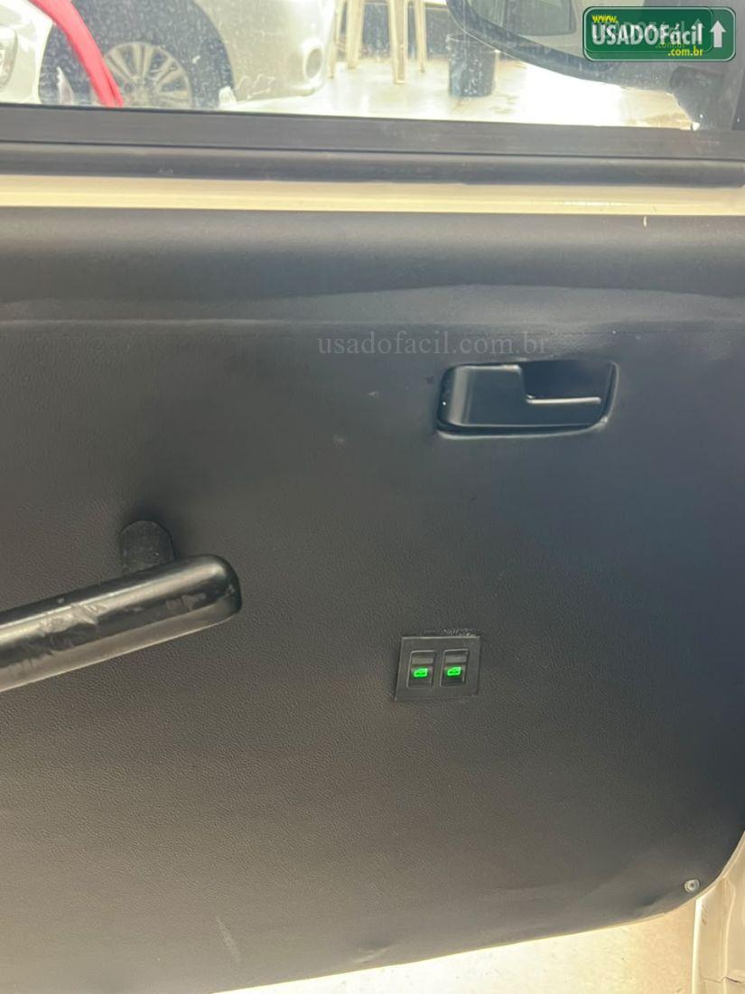 FIAT Uno Mille Celebration Economy Fire 1.0 Flex 2P 2010/2011 — foto 5 de 7
