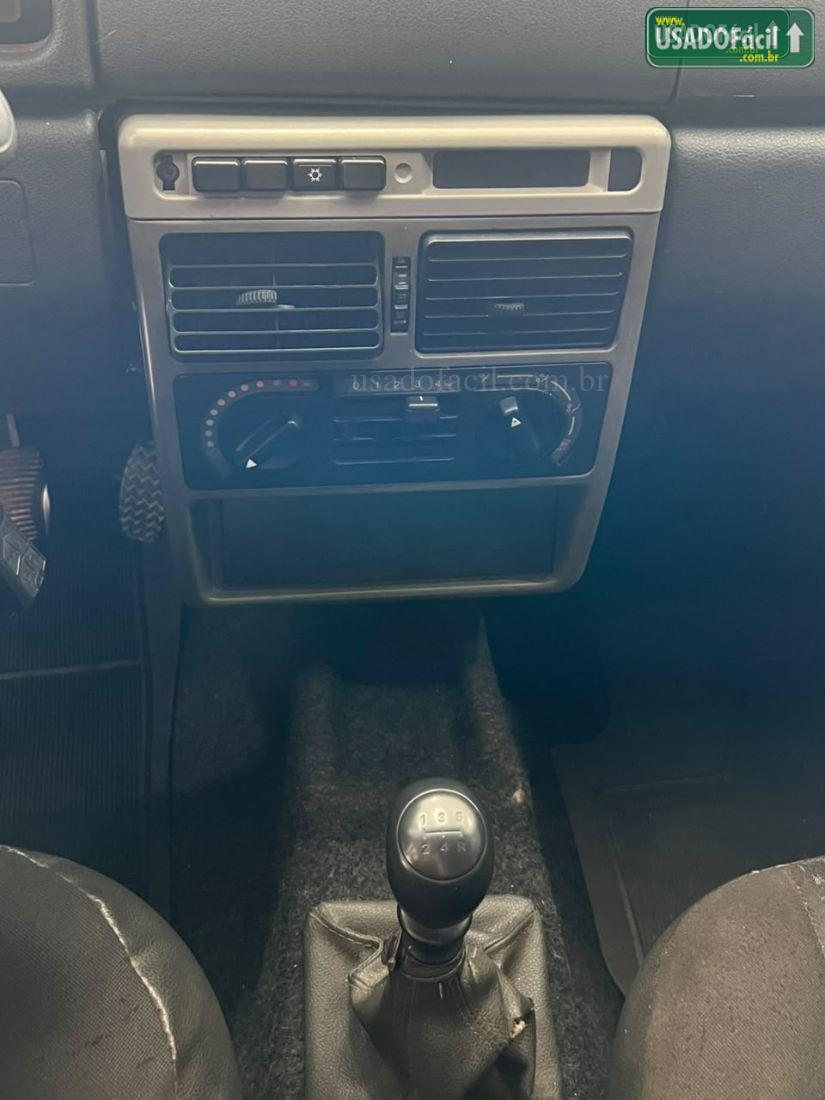 FIAT Uno Mille Celebration Economy Fire 1.0 Flex 2P 2010/2011 — foto 7 de 7