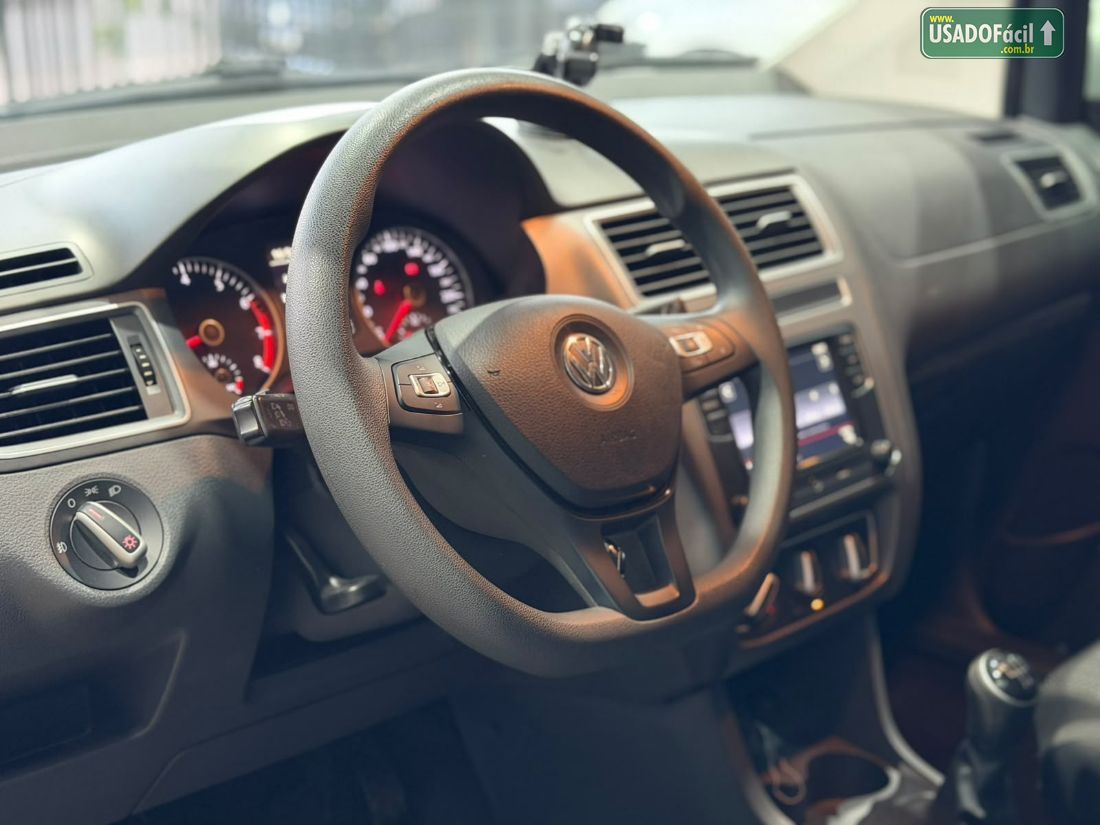 Volkswagen Fox Connect 1.6 4P Flex 2018/2019 — foto 6 de 9