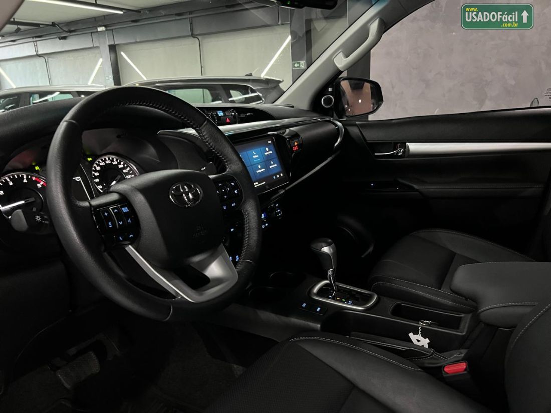 Toyota Hilux SRX Plus CD 2.8 4x4 TDI Automático Diesel 2025/2025 — foto 10 de 15