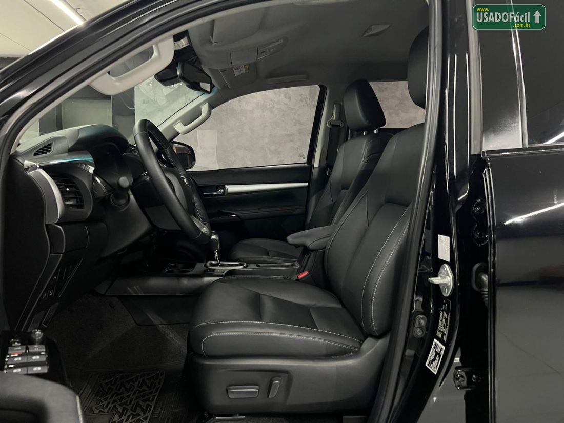 Toyota Hilux SRX Plus CD 2.8 4x4 TDI Automático Diesel 2025/2025 — foto 11 de 15