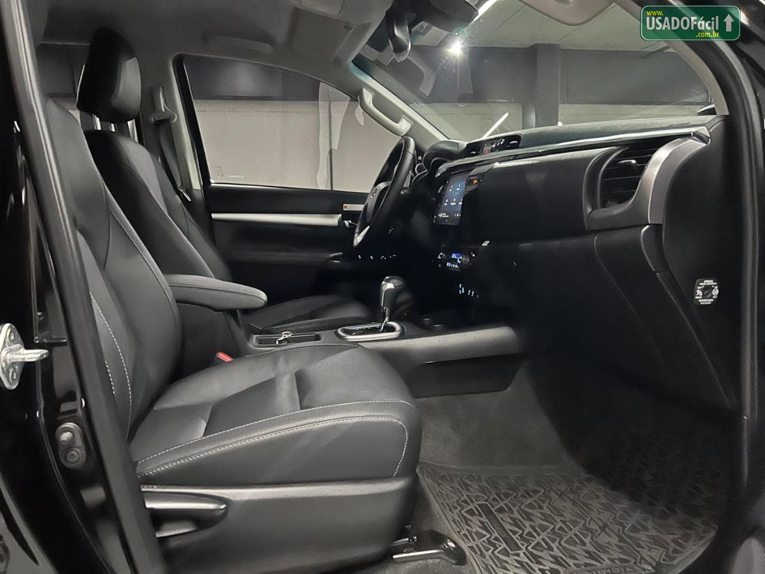 Toyota Hilux SRX Plus CD 2.8 4x4 TDI Automático Diesel 2025/2025 — foto 9 de 15