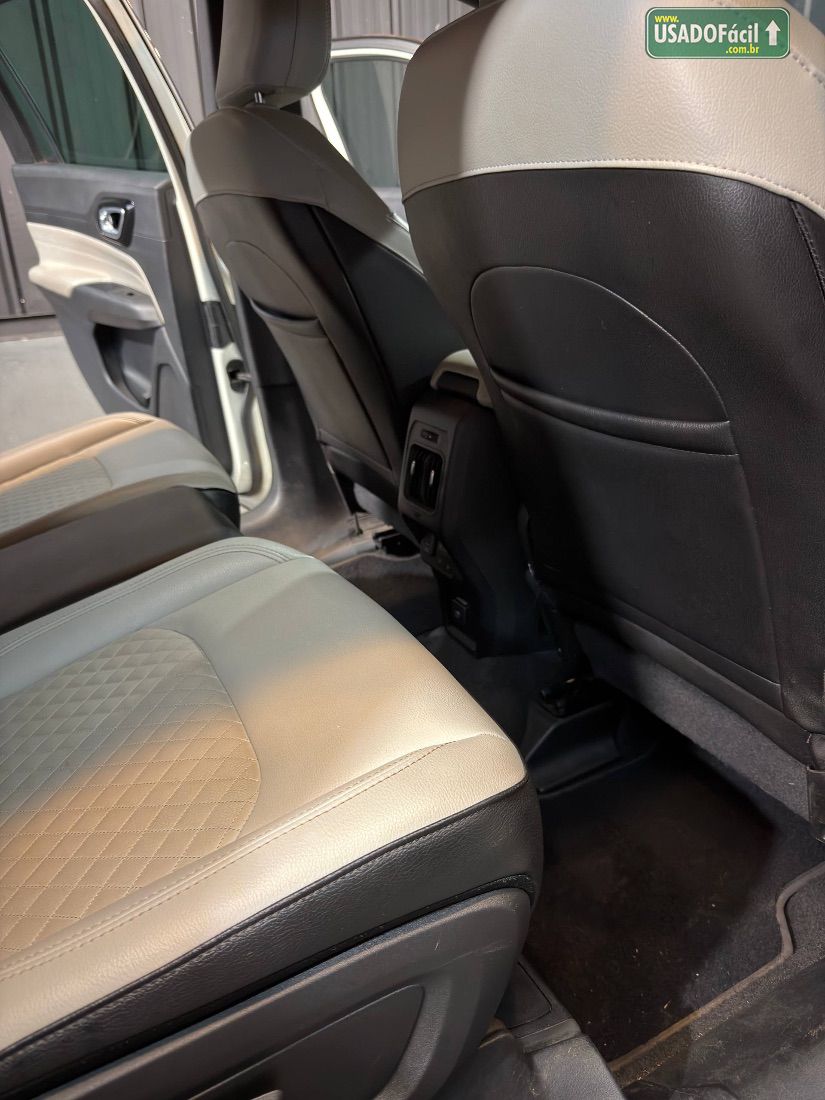 JEEP Commander Limited T270 1.3 Turbo Automático Flex 2021/2022 — foto 14 de 17