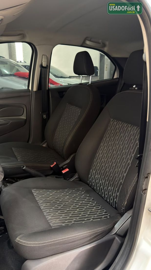 Ford KA Hatch SE 1.5 Flex 5P 2016/2017 — foto 6 de 10