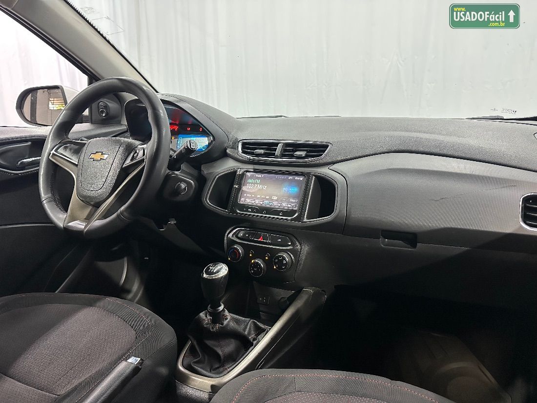 CHEVROLET/GM Onix Hatch LTZ 1.4 Mecânico Flex 2015/2016 — foto 12 de 19