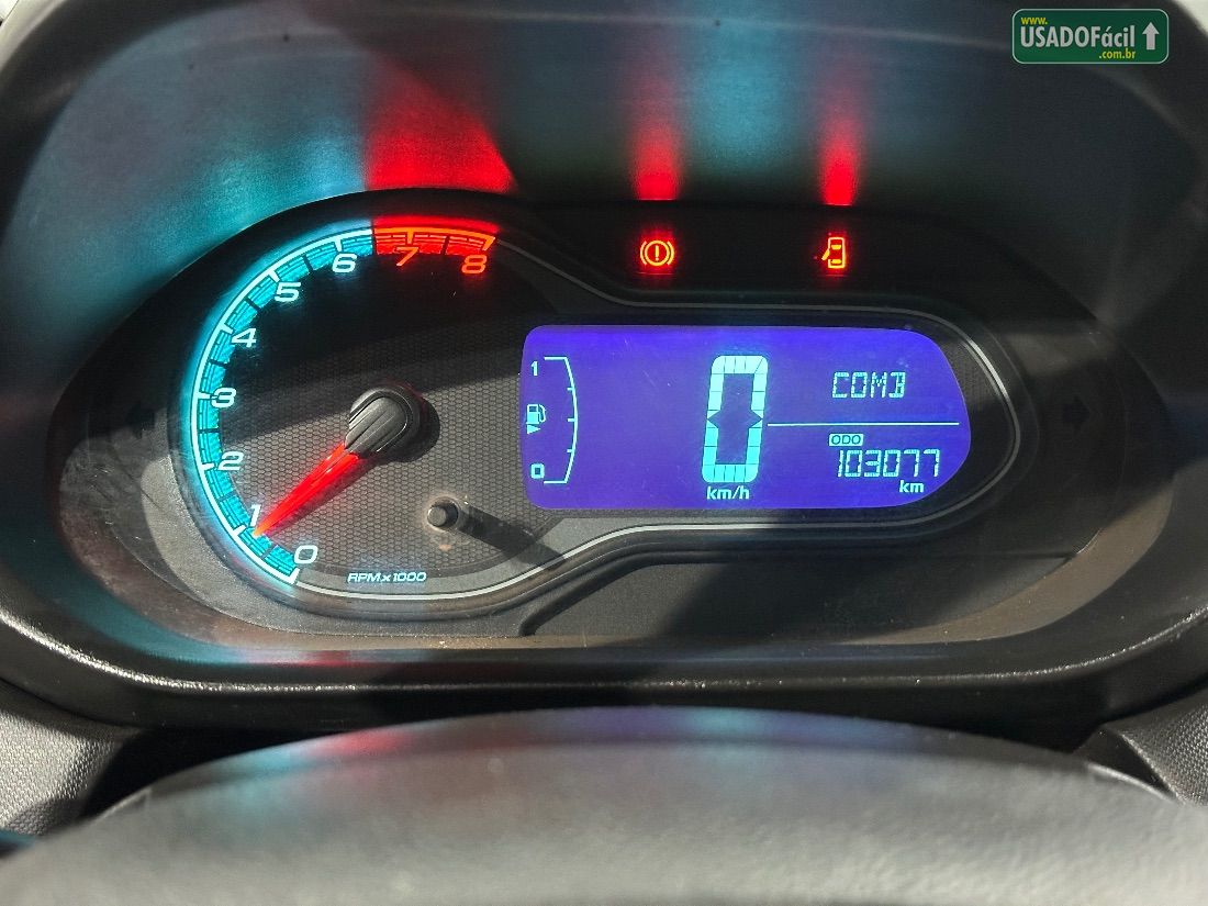 CHEVROLET/GM Onix Hatch LTZ 1.4 Mecânico Flex 2015/2016 — foto 18 de 19