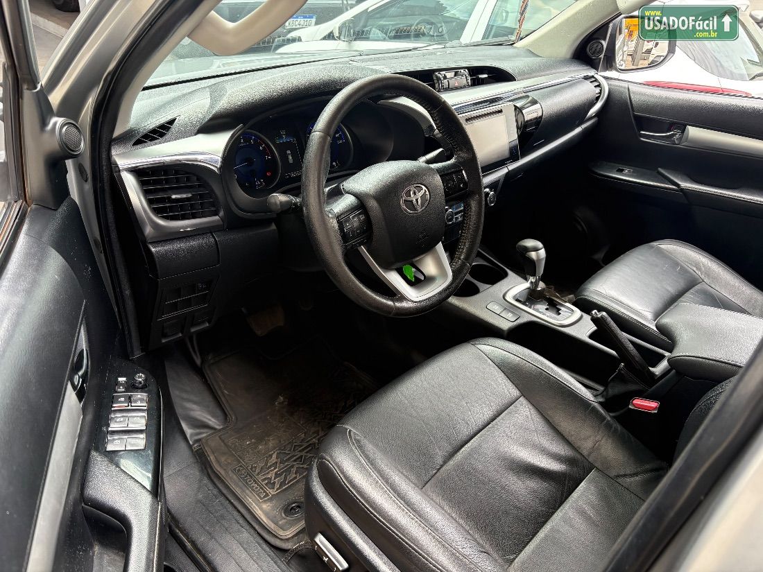 Toyota Hilux SRV CD 2.7 4X2 Automático Flex 2017/2017 — foto 14 de 20