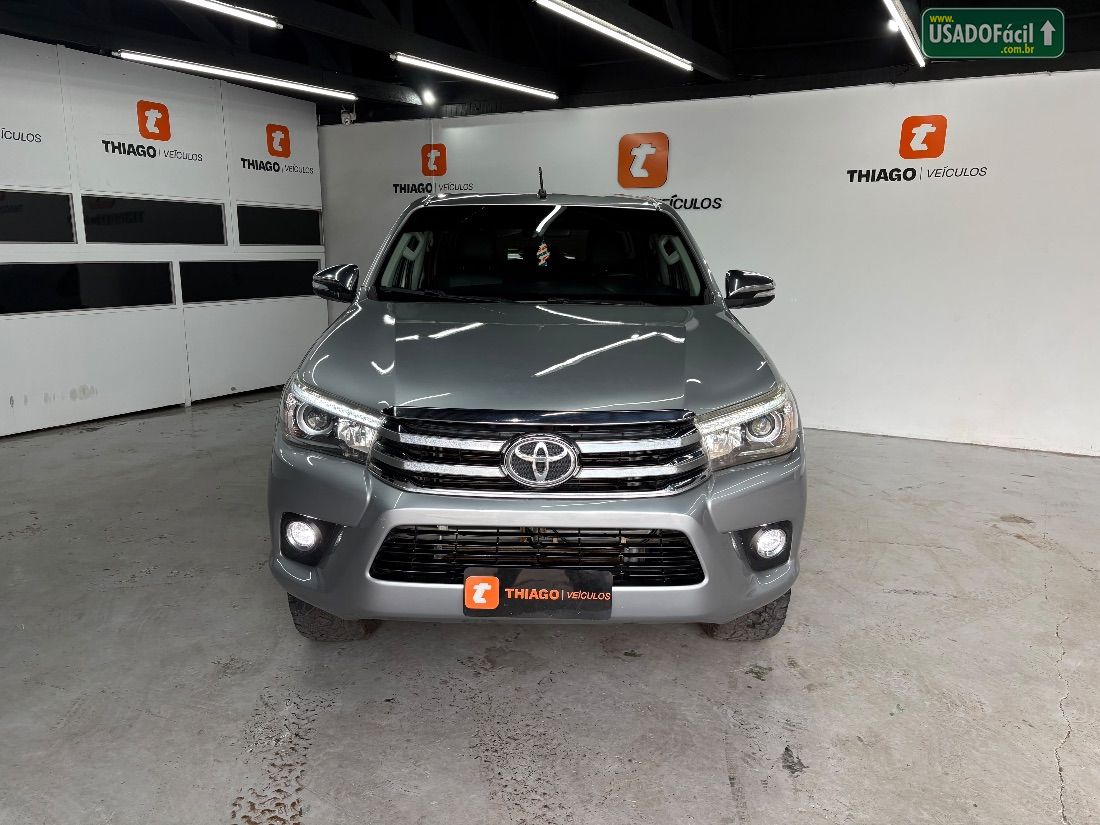 Toyota Hilux SRV CD 2.7 4X2 Automático Flex 2017/2017 — foto 8 de 20