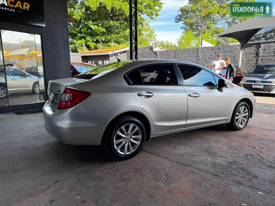HONDA Civic Sedan LXR 2.0 Automático Flexone 2013/2014 — foto 6 de 10