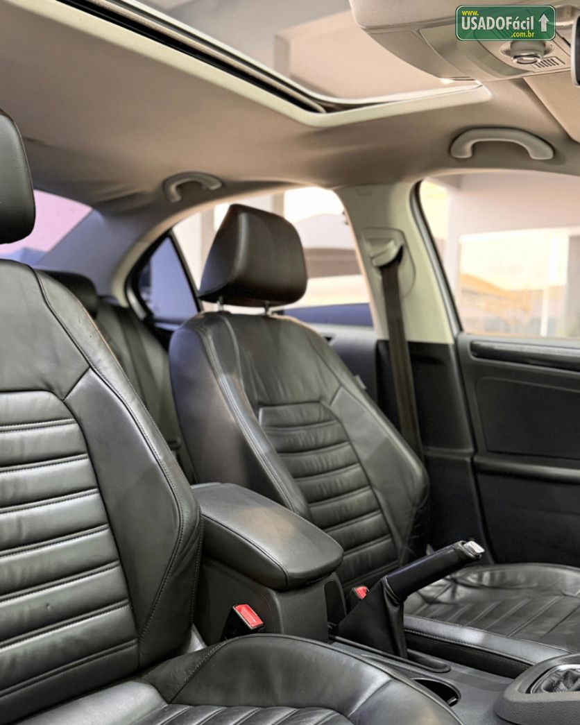 Volkswagen Jetta Highline 2.0 TSI Automático Tiptronic 2015/2016 — foto 13 de 19