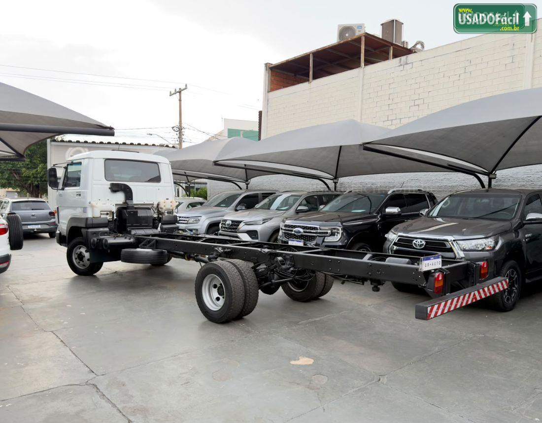 VOLKSWAGEN Volks 8-160 E Delivery 2P Diesel E5 2013/2014 — foto 5 de 13