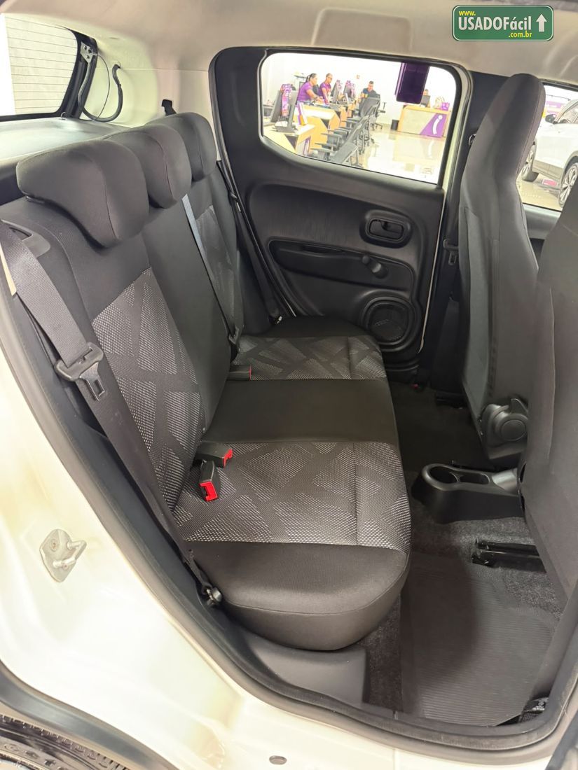 Fiat Mobi Like Flex 2023/2024 — foto 7 de 9