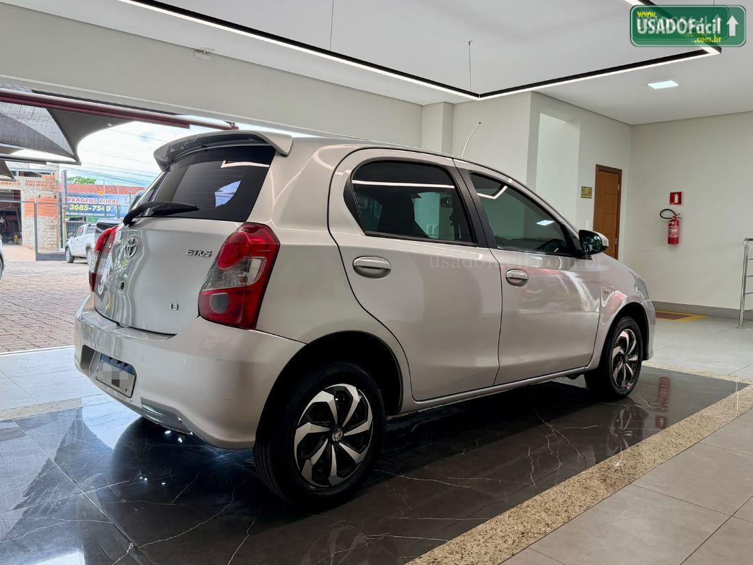 TOYOTA Etios Hatch X 1.3 Automático Flex 2018/2019 — foto 4 de 11