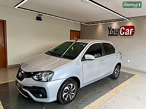 TOYOTA Etios Hatch X 1.3 Automático Flex