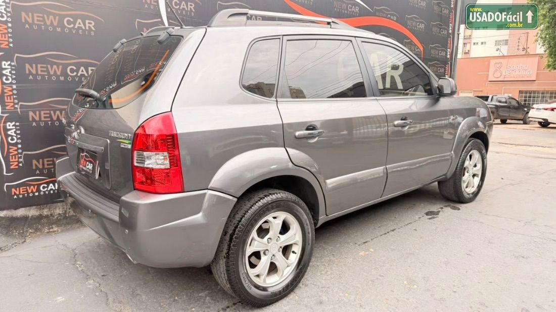 Hyundai Tucson 2.0 Automático Flex 2015/2016 — foto 8 de 14