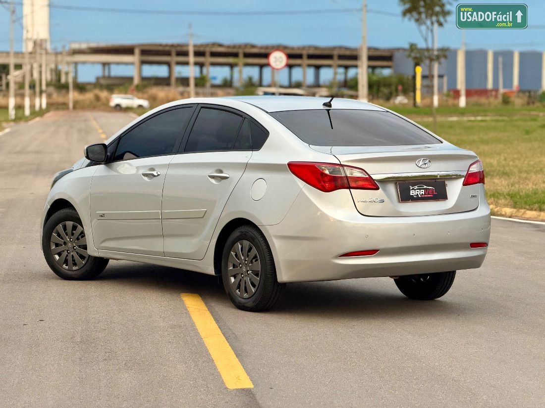 Hyundai HB20S Sedan Comfort Plus 1.0 Mecânico Flex 2014/2015 — foto 2 de 13