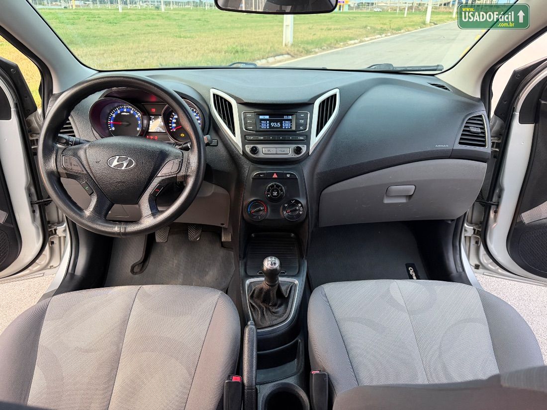 Hyundai HB20S Sedan Comfort Plus 1.0 Mecânico Flex 2014/2015 — foto 7 de 13