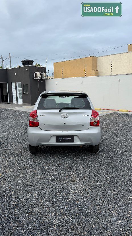 Toyota Etios Hatch XS 1.5 Mecânico Flex 2016/2016 — foto 4 de 15