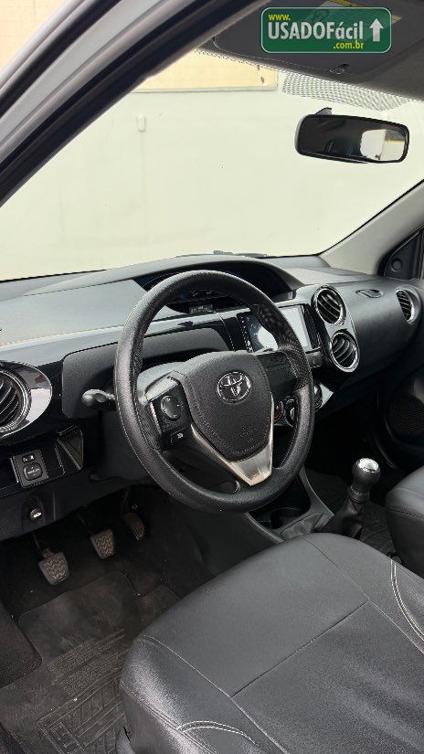 Toyota Etios Hatch XS 1.5 Mecânico Flex 2016/2016 — foto 6 de 15