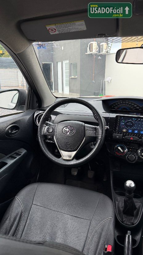 Toyota Etios Hatch XS 1.5 Mecânico Flex 2016/2016 — foto 8 de 15