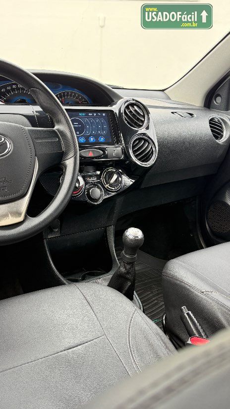 Toyota Etios Hatch XS 1.5 Mecânico Flex 2016/2016 — foto 10 de 15