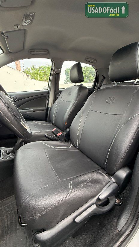 Toyota Etios Hatch XS 1.5 Mecânico Flex 2016/2016 — foto 12 de 15