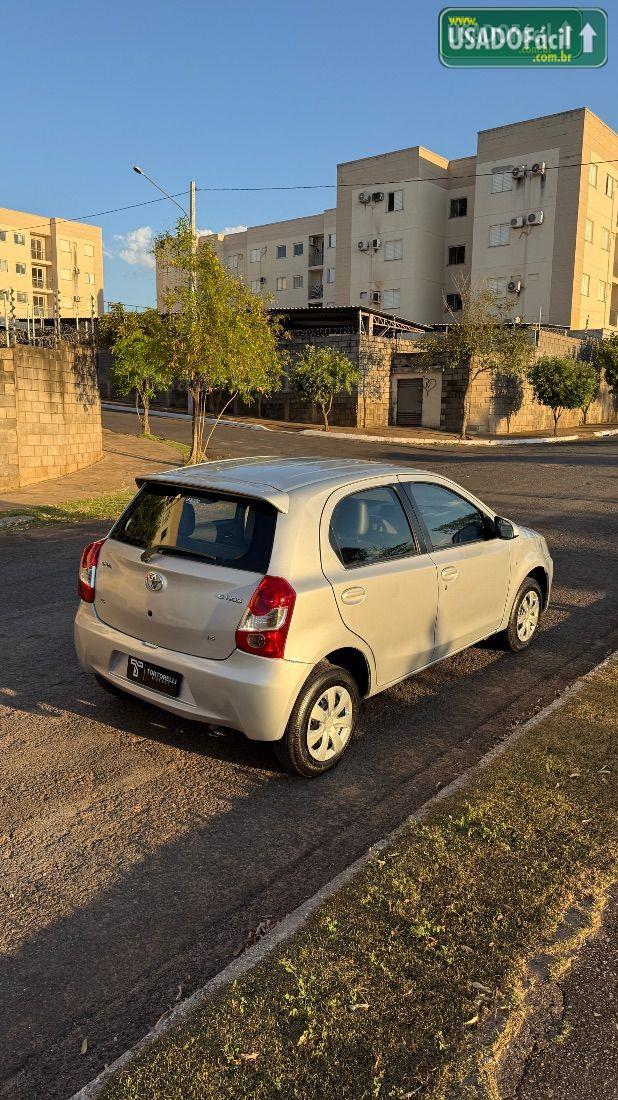 TOYOTA Etios Hatch XS 1.5 Mecânico Flex 2016/2016 — foto 4 de 15