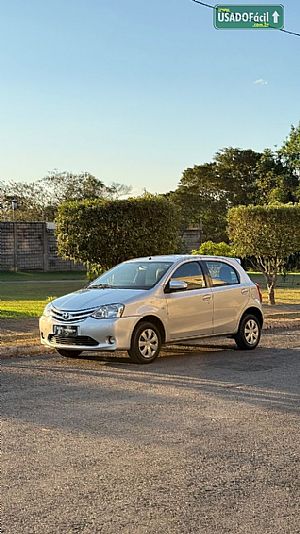 TOYOTA Etios Hatch XS 1.5 Mecânico Flex