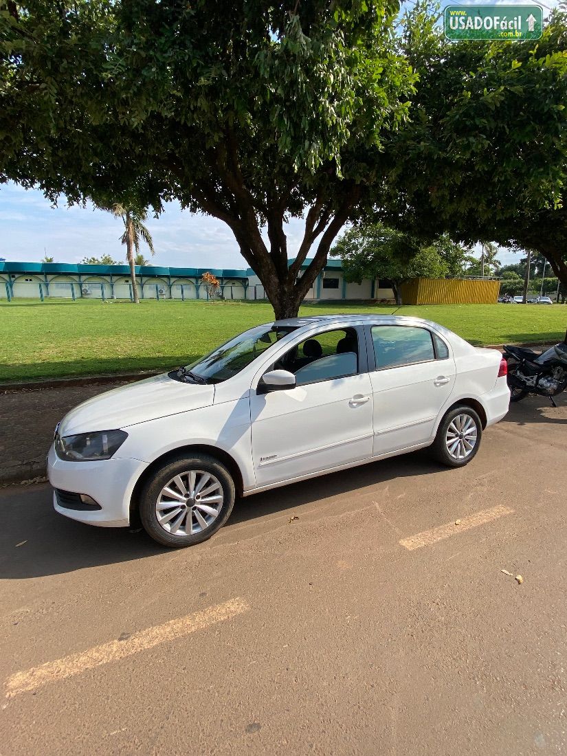 Volkswagen Voyage City 1.6 Mi Total Flex 2013/2014 — foto 3 de 15