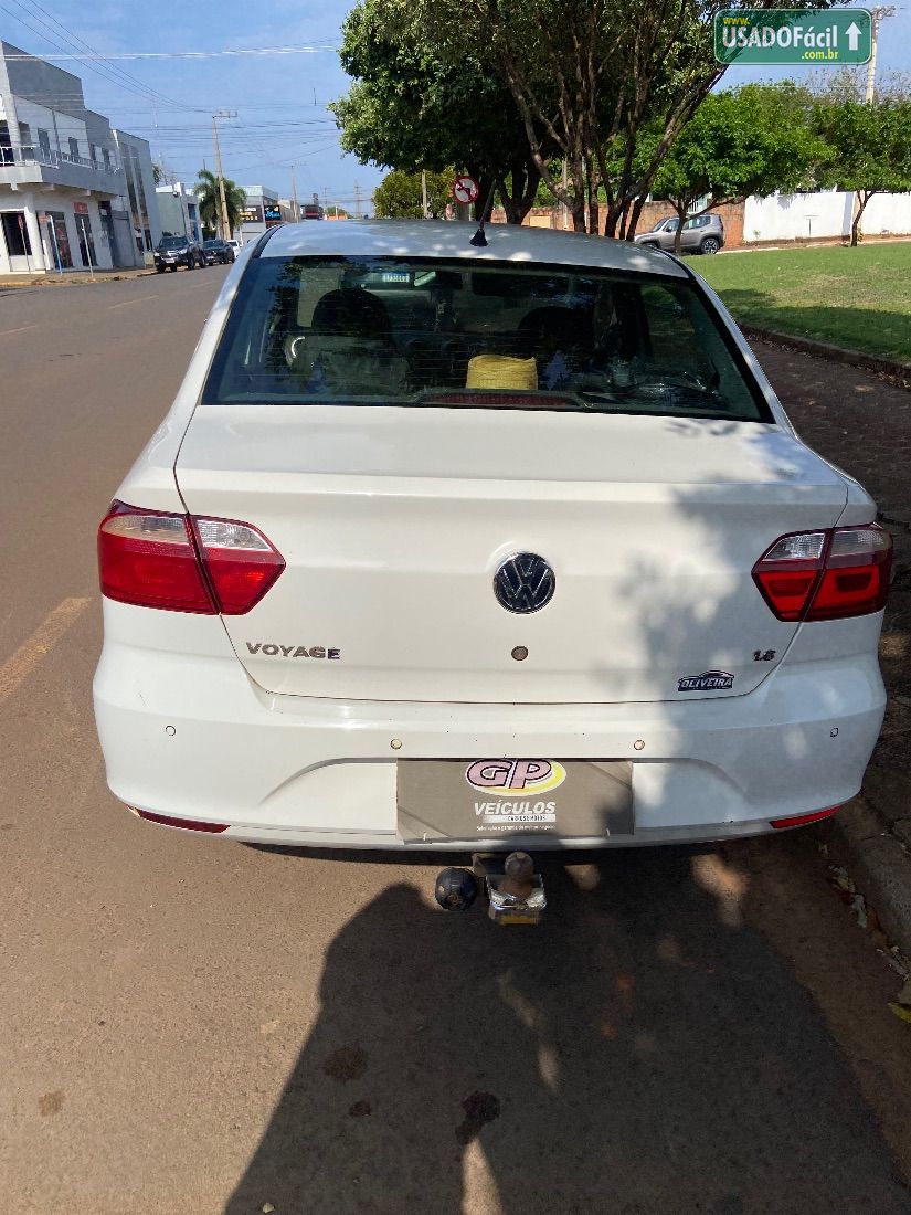 Volkswagen Voyage City 1.6 Mi Total Flex 2013/2014 — foto 7 de 15