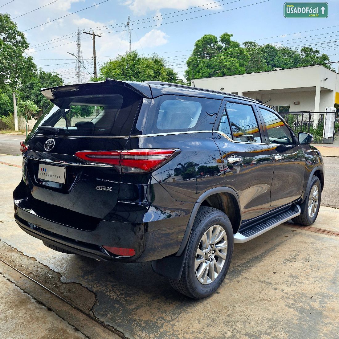 Toyota Hilux SW4 SRX 2.8 4x4 TDI Automático Diesel 2023/2024 — foto 4 de 14